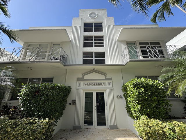 The Vanderbilt Condo photo 2